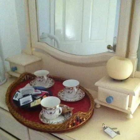 Nocleg ze śniadaniem Moate House Accomodation *