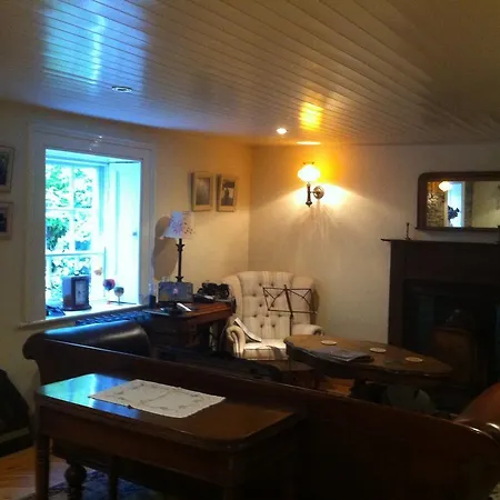 Moate House Accomodation ناس